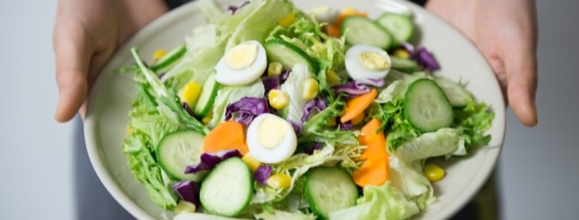 Male-Holding-Salad-845x321.jpeg